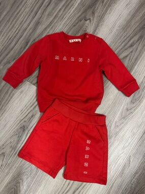 Marni Red Kids Sweatshirt and Shorts Set!